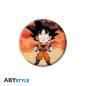 Preview: DRAGON BALL - Badge Pack - Mix Begleiten Sie Goku, Gohan, Trunks und Vegeta im Kampf! Die Saiyajins, die mächtigste Kriegerrasse der Welt, sind in diesem Abzeichen von ABYstyle zusammen mit den kultigsten Emblemen aus der Serie zu sehen!